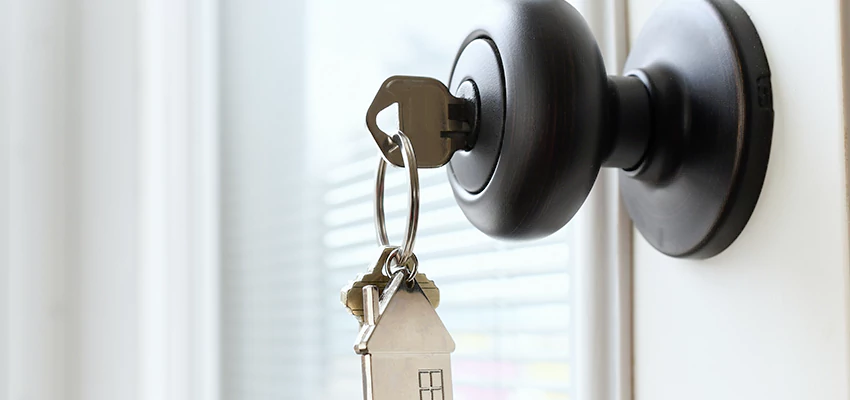 Bifold Door Knob Replacement in Sunnyvale, California